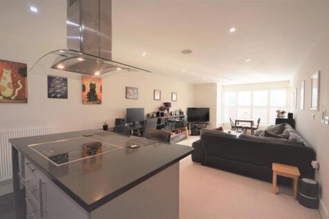 Living Room 5.jpg