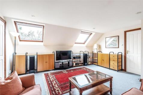 Bedroom/TV Room