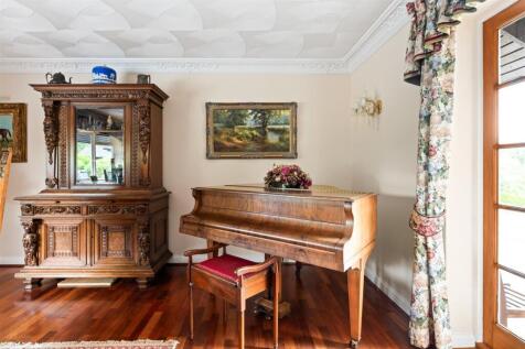 Maybury Farm, Dining Room