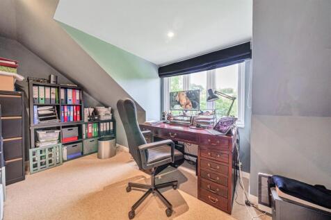 Bedroom/Study