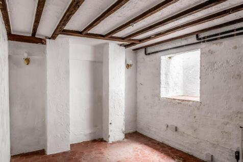 Medway Cottage Cellar