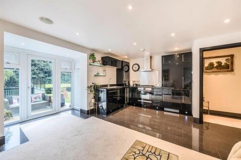 Kitchen/Sitting Room