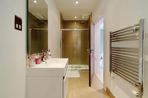 Ensuite Shower Room