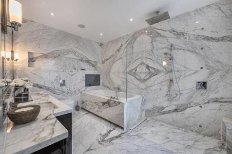 Principle Bedroom Ensuite