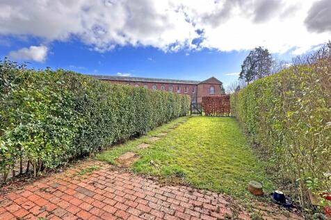 12 Garden b