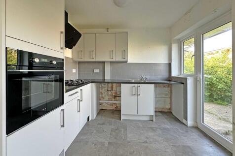7 Kitchen b