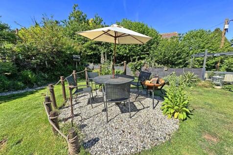12 Garden b