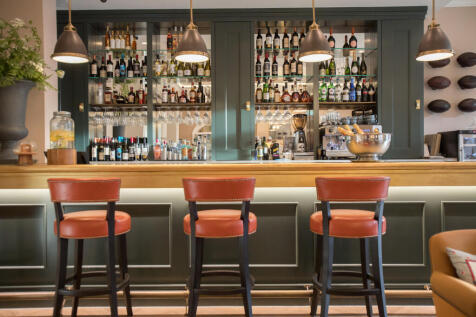 bar/bistro