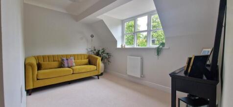 Bedroom 2/Snug