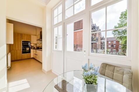 Kitchen / Terrace