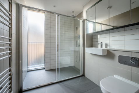bathroom.png