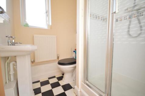En-suite Shower/WC