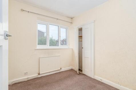 Bedroom (view a)