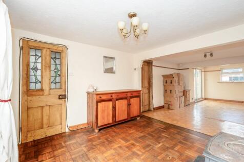 Dining Room (view b)