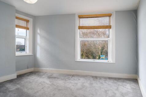 Double Bedroom (view a)