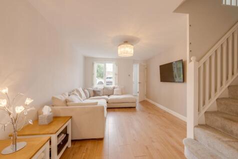 Living Room (view a)