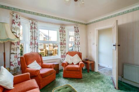 Living Room (view a)