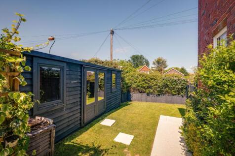 Side Garden Workshop
