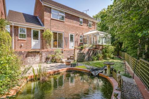 Rear Garden (view a)