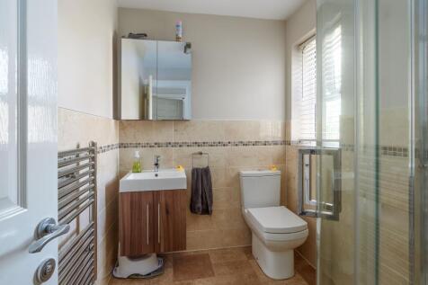 Family Shower Room