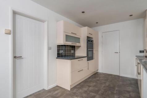 Kitchen/Diner (view b)