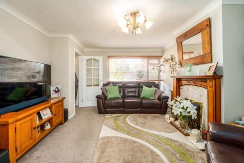 Living Room (view a)