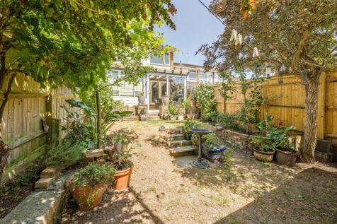 Garden (view b)