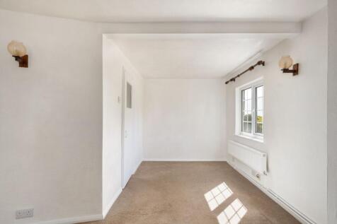 Living Room (view c)