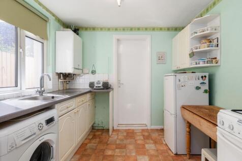 Kitchen (view a)