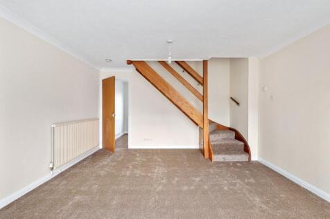 Living Room (view b)