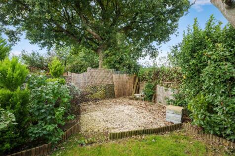Garden (view d)