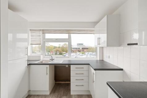 Kitchen Area (view a)