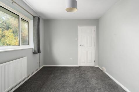 Double Bedroom (view a)