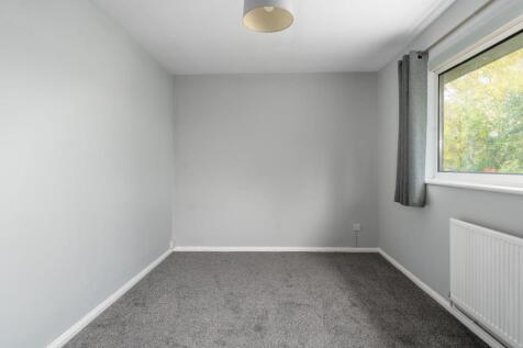 Double Bedroom (view b)