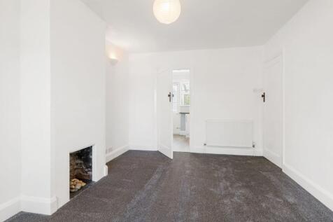 Living Room (view b)
