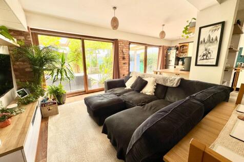 Kitchen/Family Room