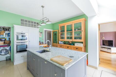 Dorchester Avenue 30-17.jpg