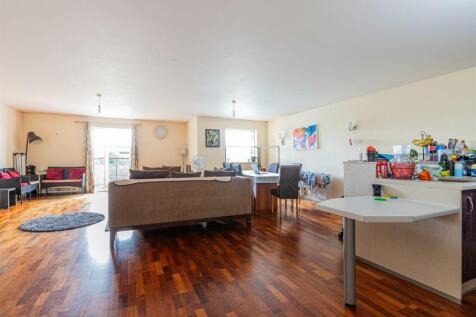 Henke Court 71-1.jpg