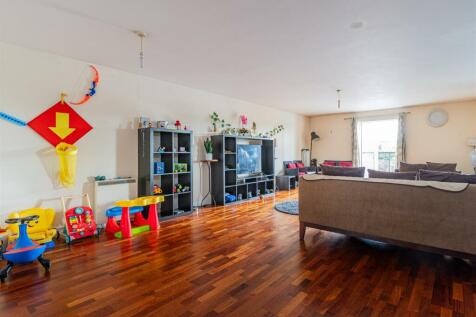 Henke Court 71-4.jpg