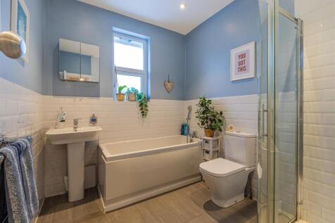 Earls Court Road 51-9.jpg