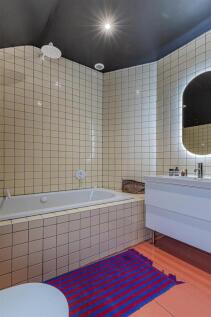 Mackintosh Place 214-11.jpg