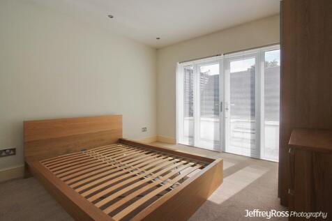 Bedroom.jpg