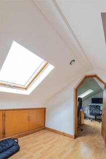 Celyn Avenue 86-25.jpg