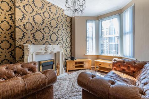 Moorland Road 81-8.jpg
