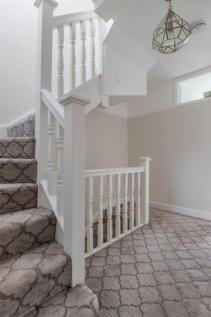 Ambleside Avenue 7-12.jpg