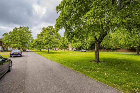 Queen Anne Square (2 of 4).jpg