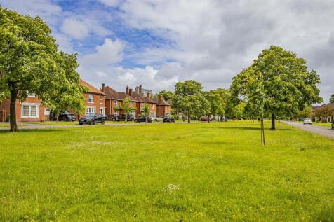 Queen Anne Square (3 of 4).jpg