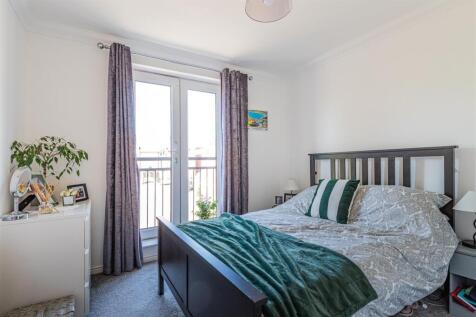 Halliard Court 49-12.jpg