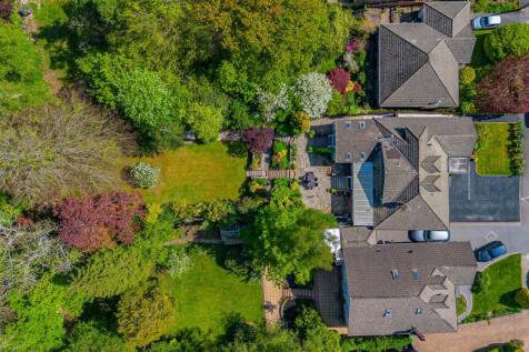 Cyncoed Rise 8 Drone-4.jpg