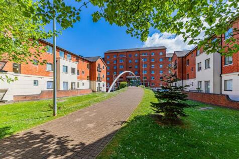 Henke Court 130-1.jpg